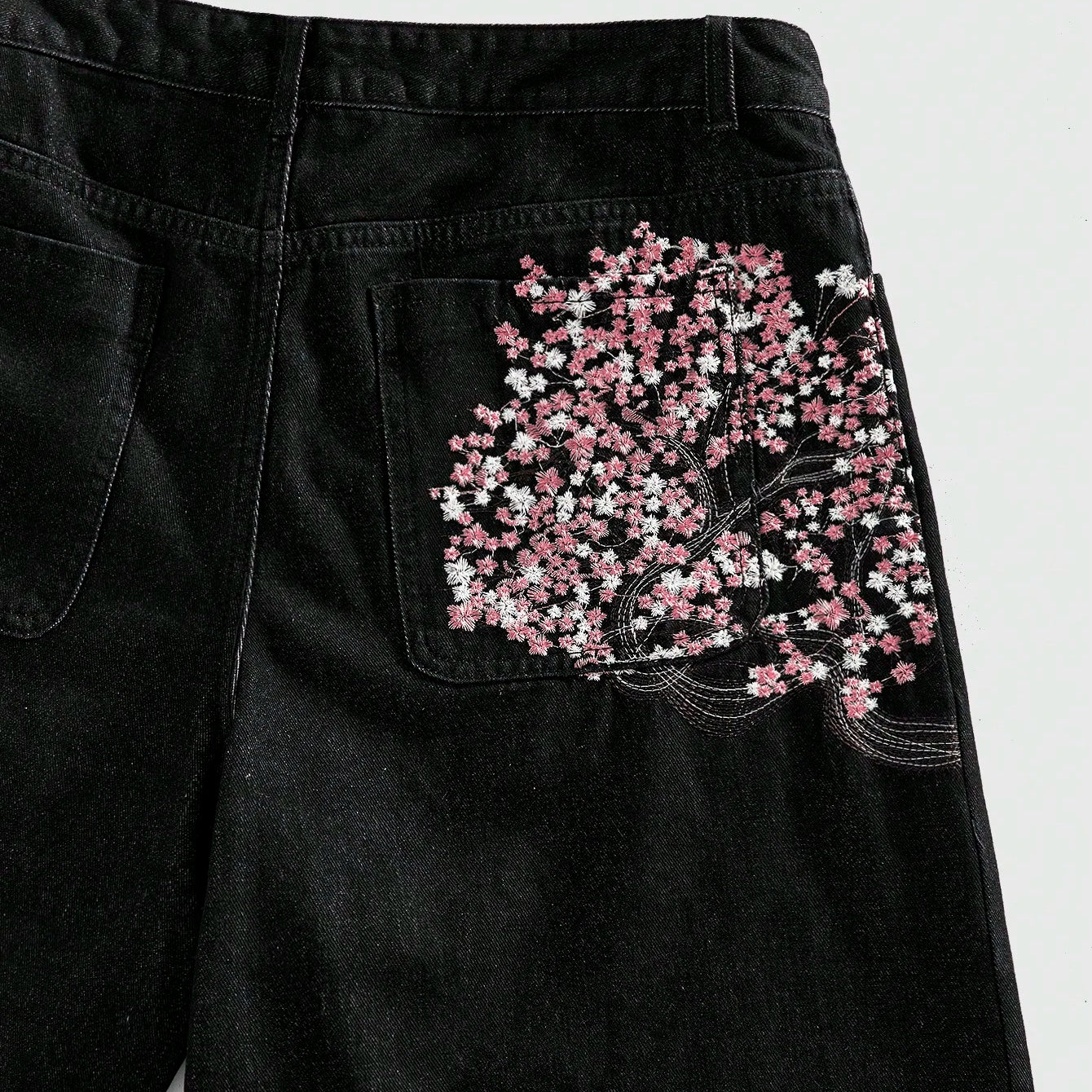 Men's Retro Plum Blossom Embroidered Loose Denim Jorts