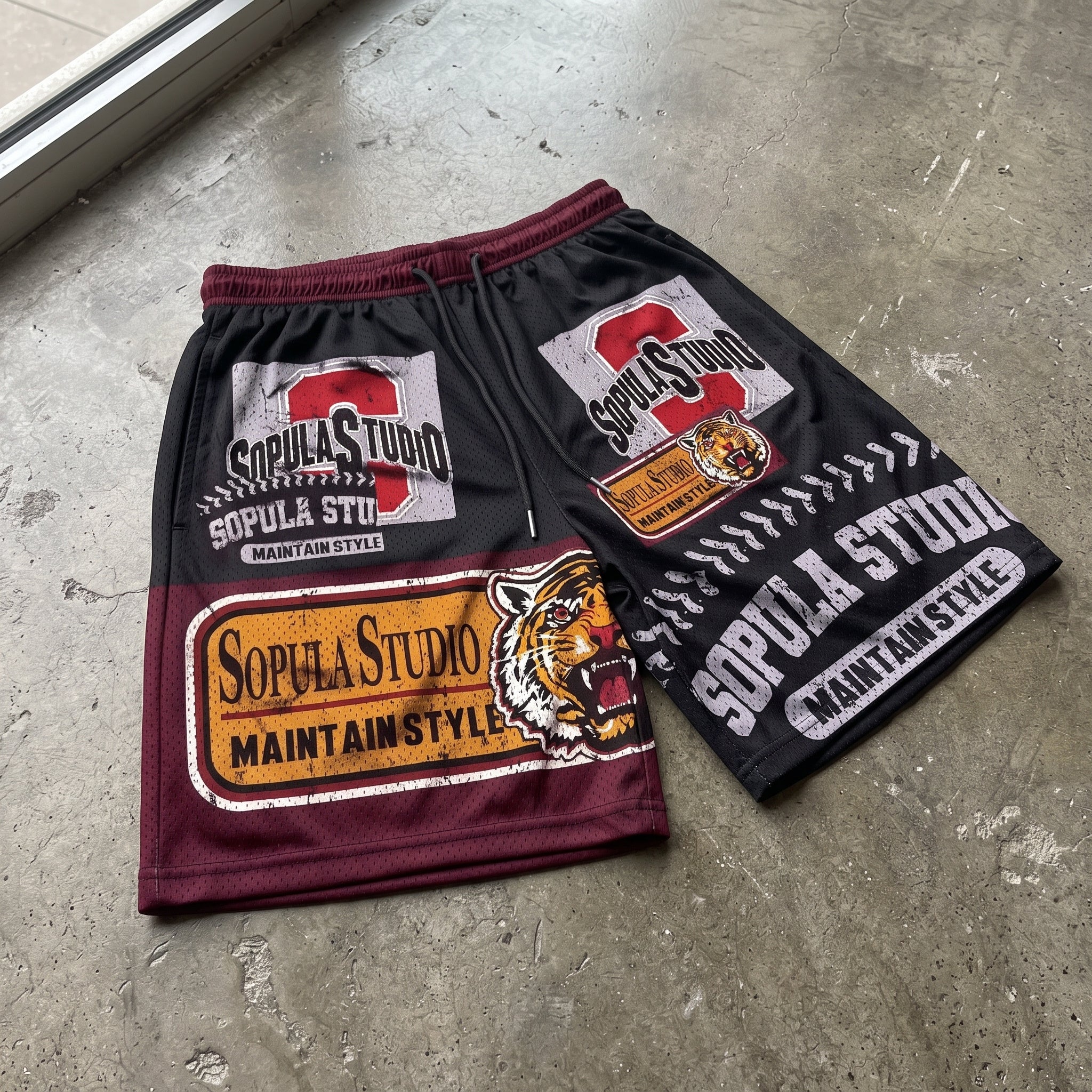 Sopula Retro Tiger Badge Graphic Athletic Mesh Shorts