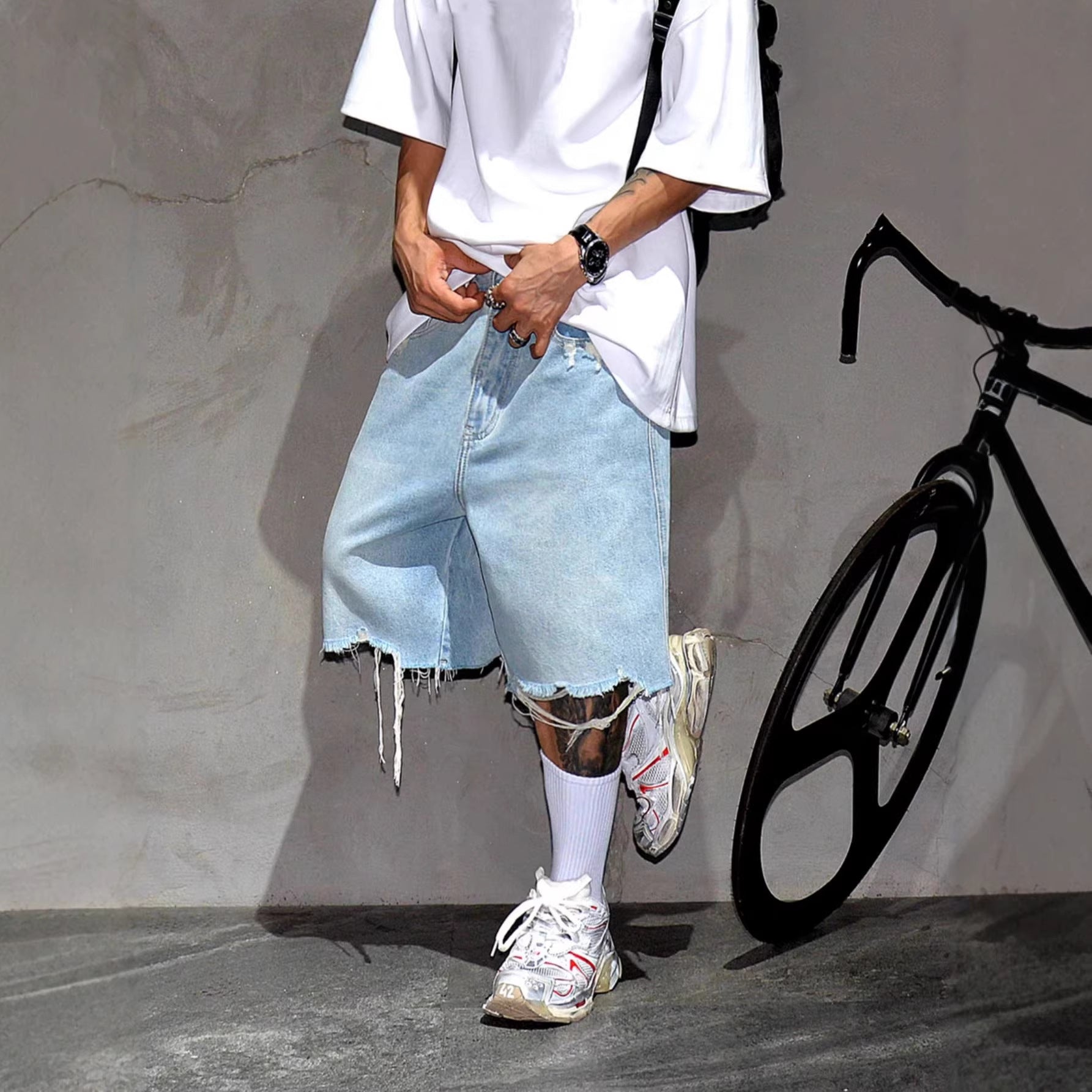 Men's Fashion Ripped Loose Denim Shorts Jorts