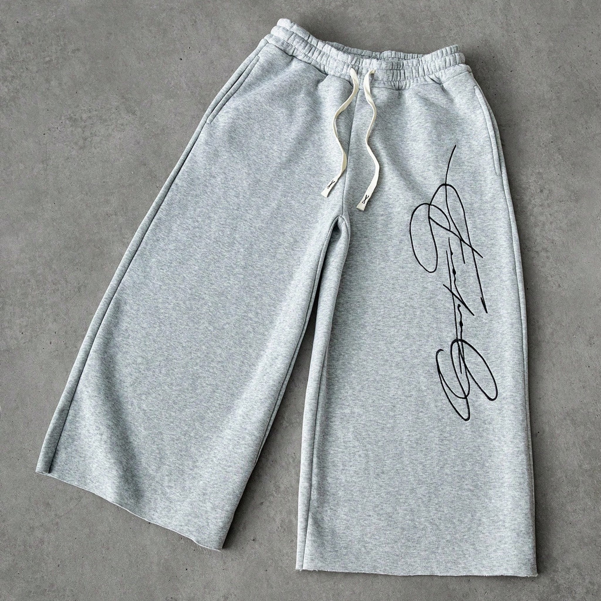 Men's Fashion Letter Drawstring Loose 3/4 Shorts