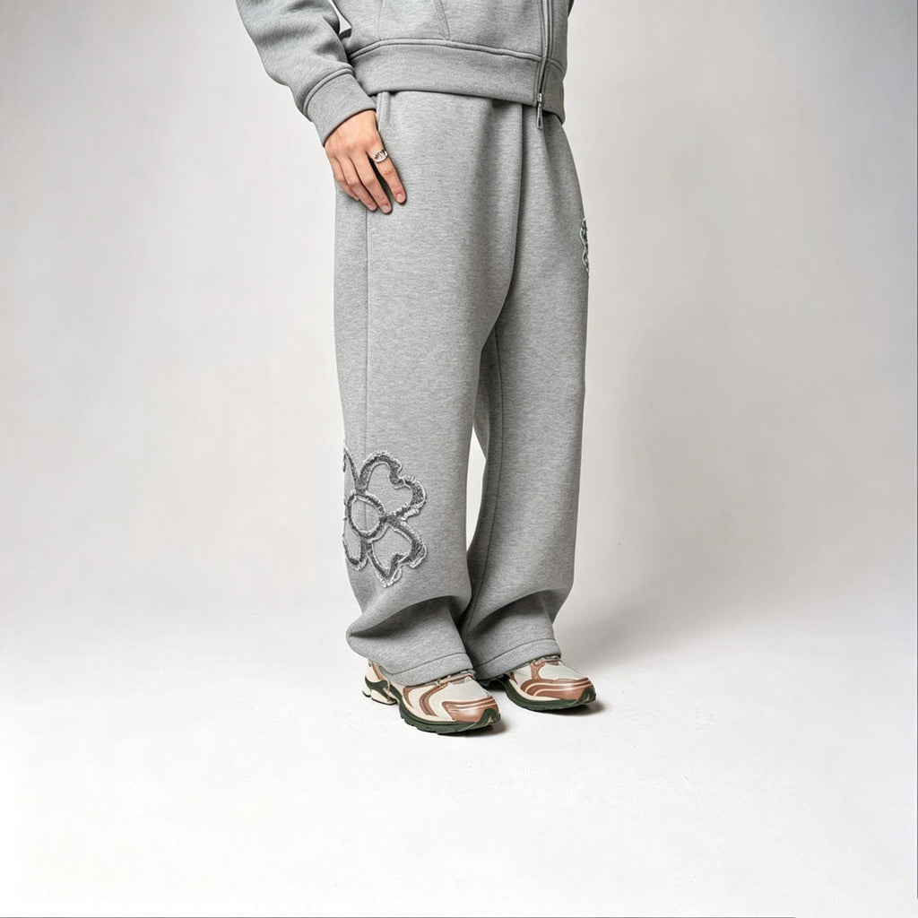 Stylish Four-leaf Clover Embroidered Zip-up Sweatshirt And Sweatpants Set