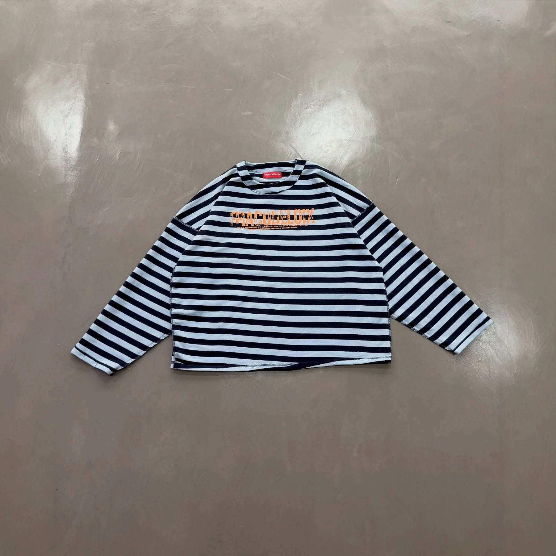 Retro Letter Striped Raglan Long-sleeved T-shirt