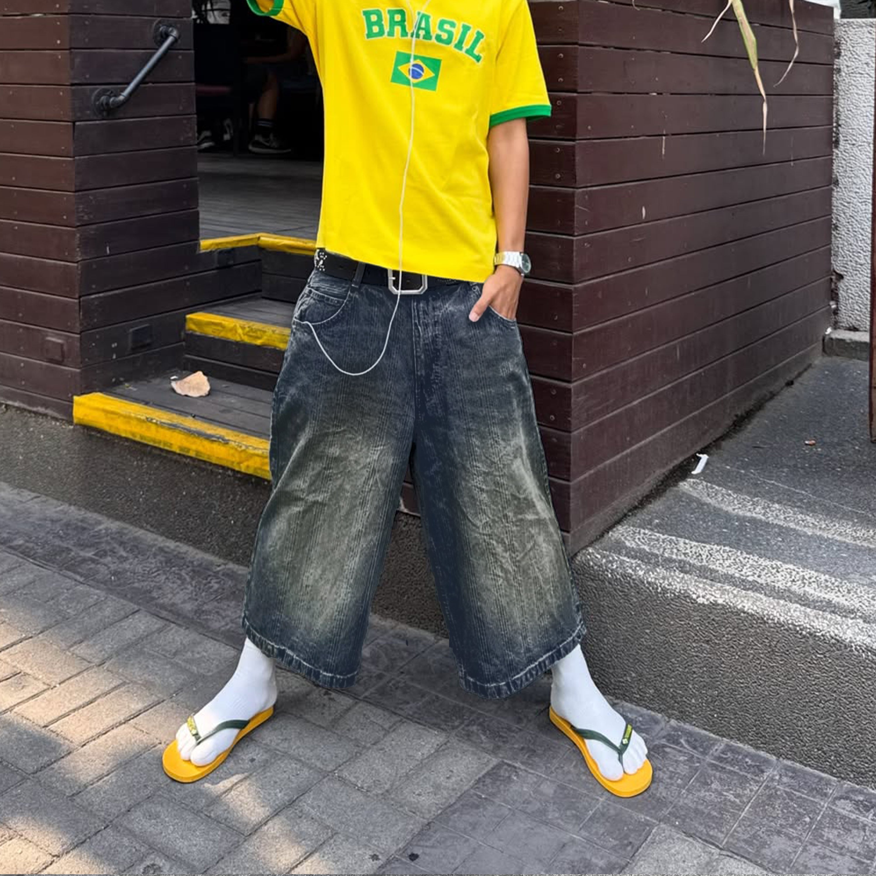Men's Retro Fashion Ripped Denim Shorts