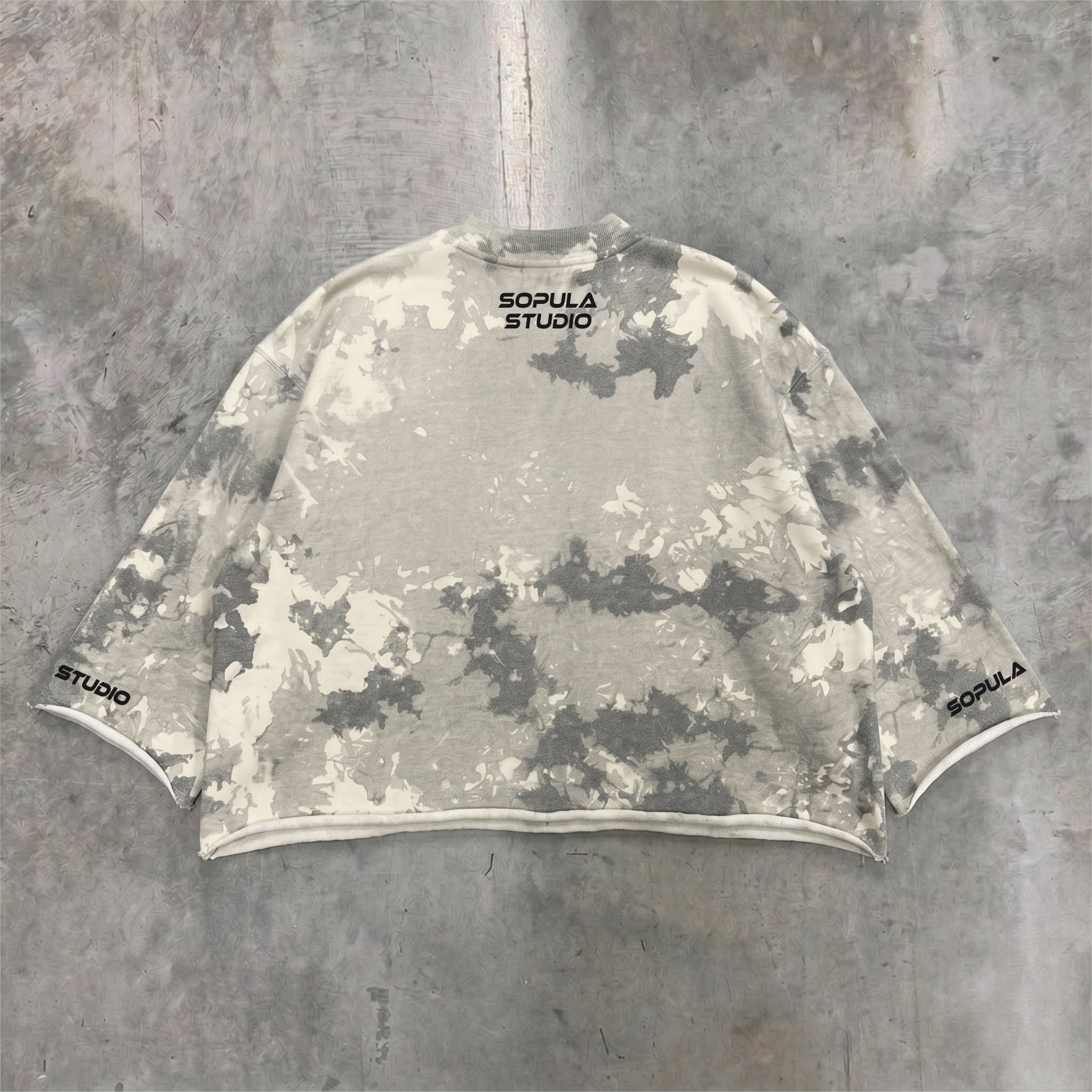 Camouflage Marble Texture Graphic Boxy Crop Crimped Edge T-shirt