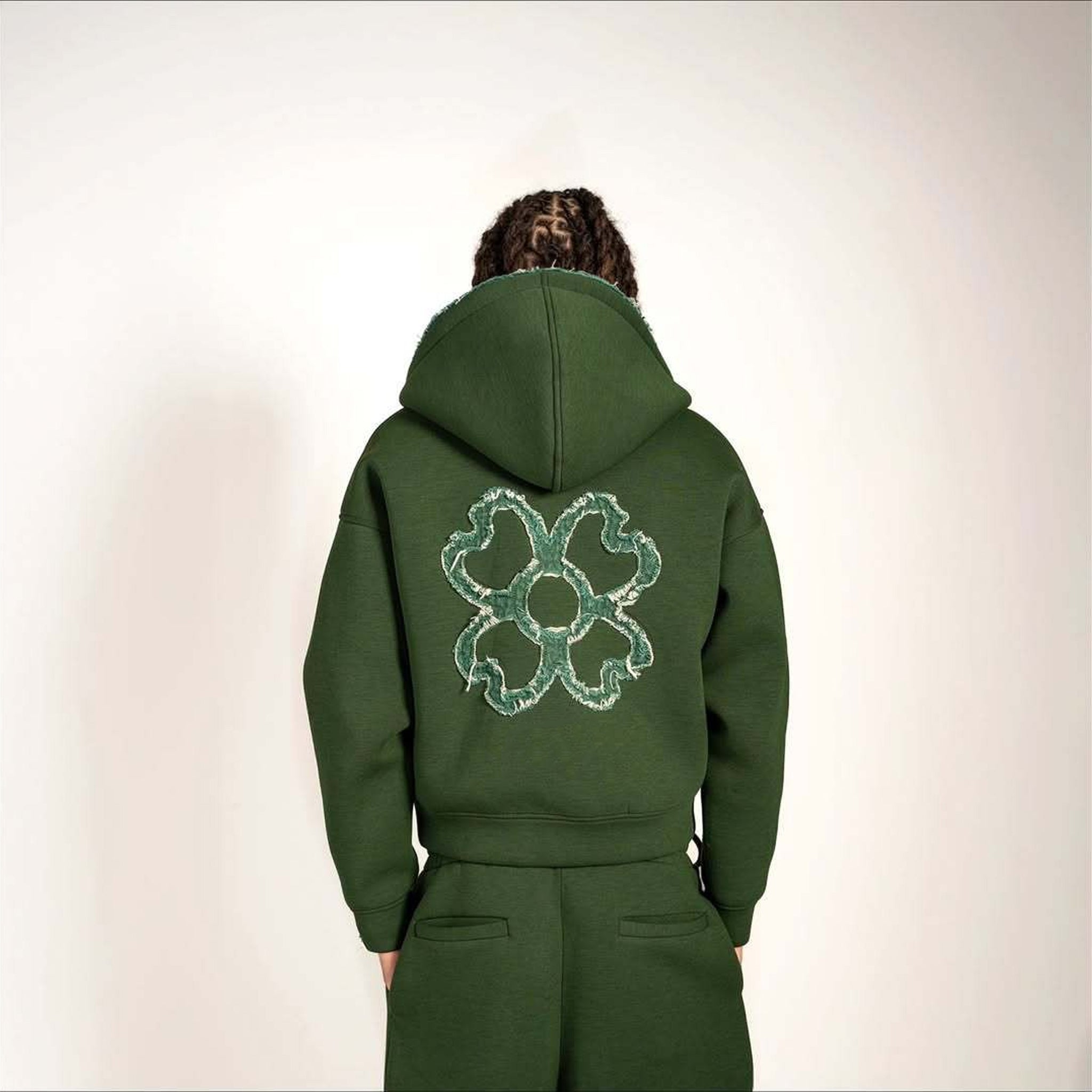 Stylish Four-leaf Clover Embroidered Zip-up Sweatshirt And Sweatpants Set