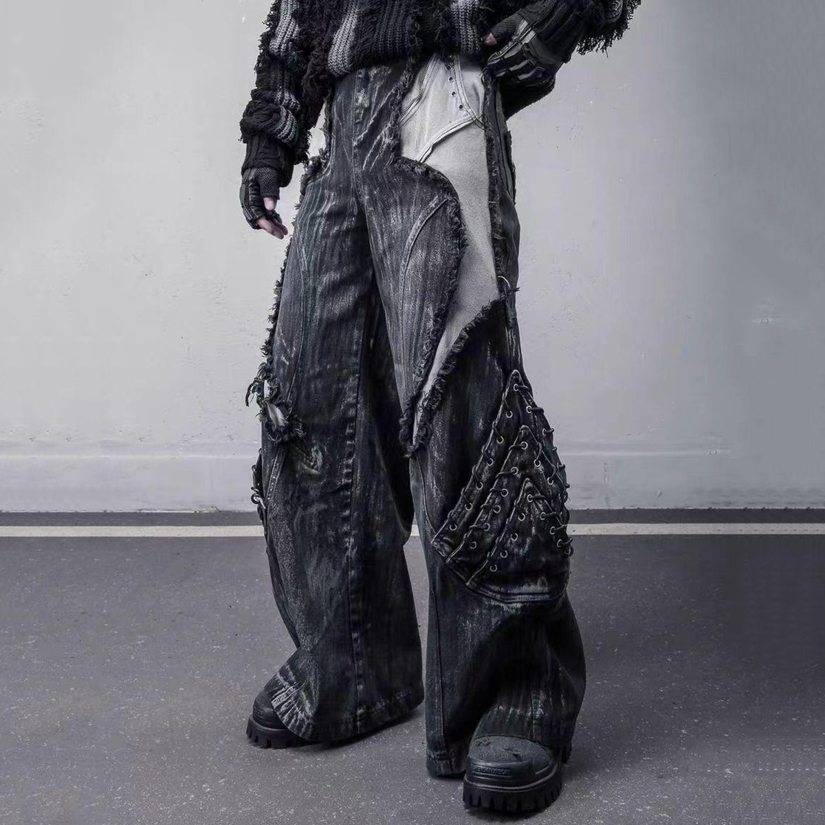 Washed Fringed Patchwork Ripped Lantern Jeans