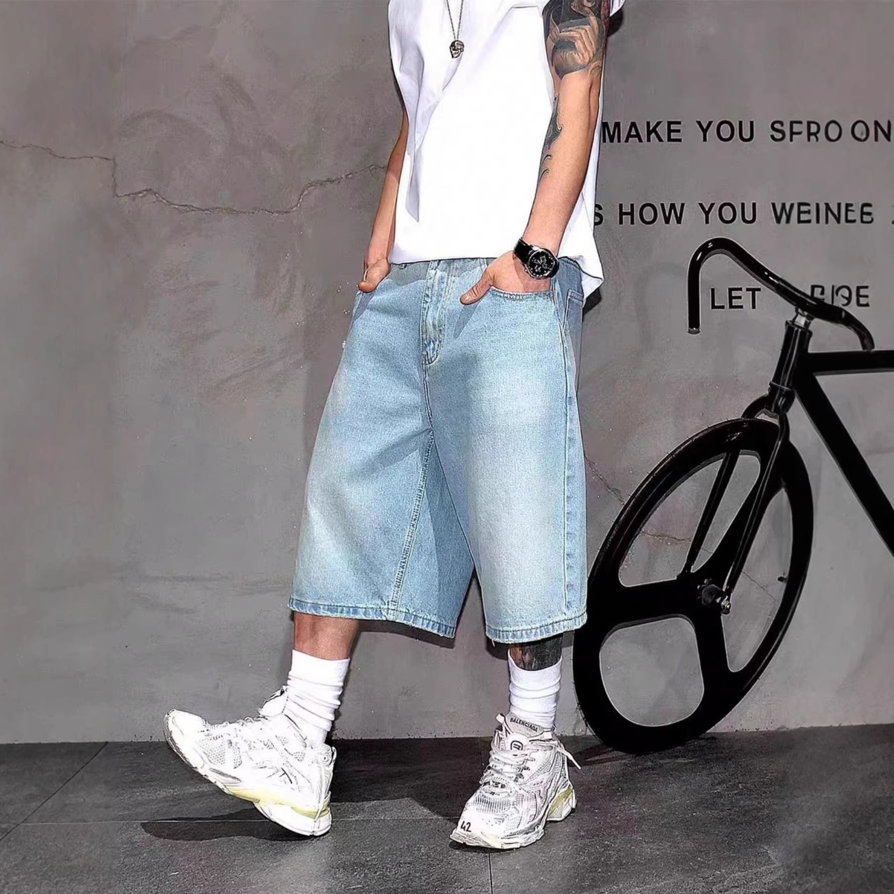 Men's Fashion Ripped Loose Denim Shorts Jorts