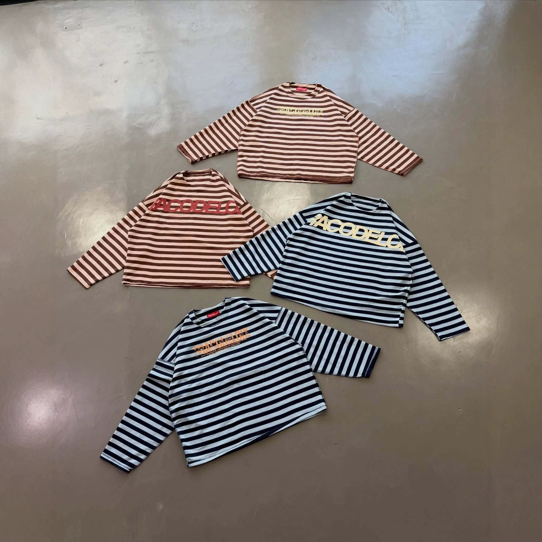 Retro Letter Striped Raglan Long-sleeved T-shirt